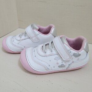 Infant Girl Stride Rite Soft Motion Adalyn Sneaker White/Silver Size 6XW